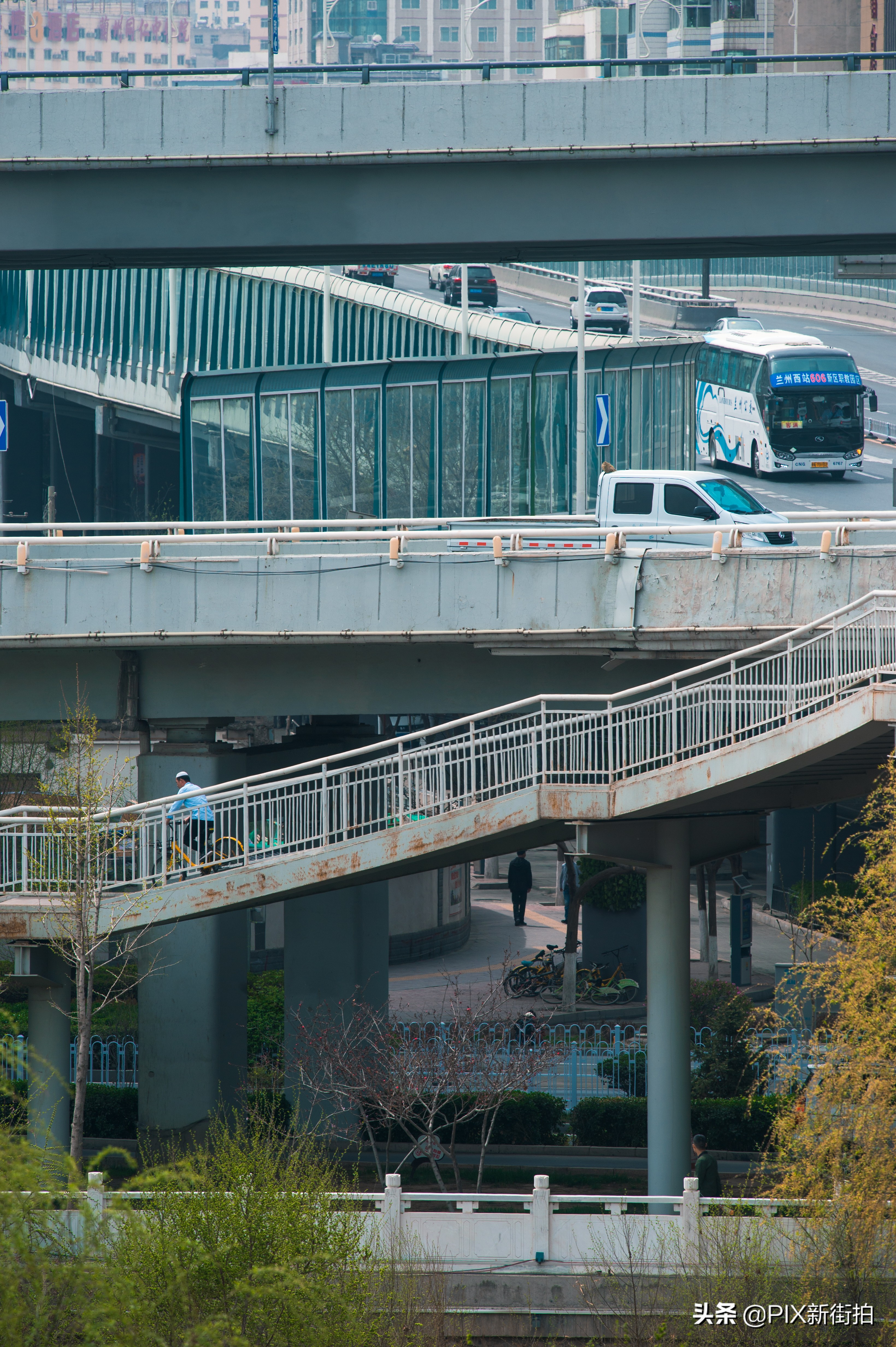 尼康70-300mmf4.5-6.3画质测评,尼康70-300和70-200f4的选择