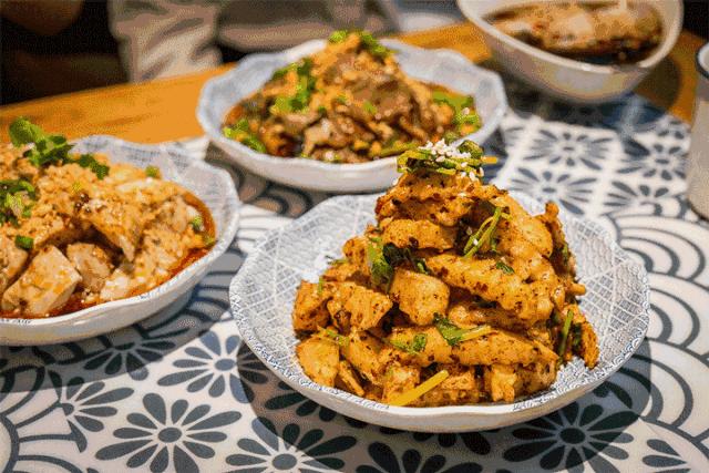 重庆最好吃人气最高的重庆小面,别具一格的重庆