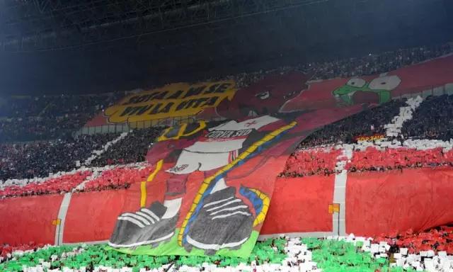 还有老球迷记得吗？意大利米兰德比！足球世界中曾经的第一德比