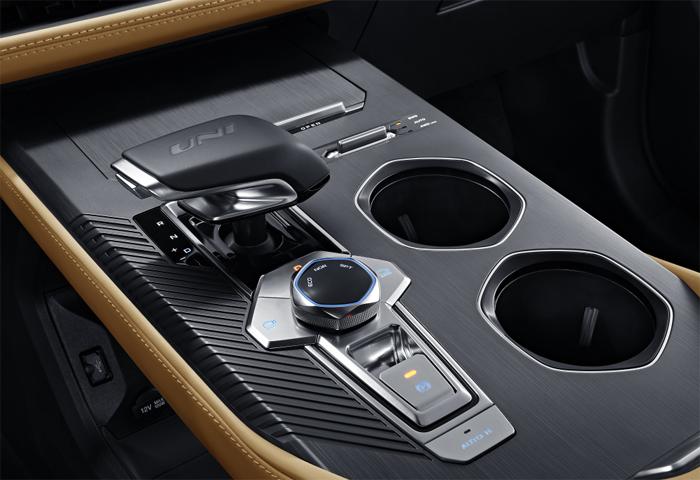 一路北上在线观看,试驾长安汽车uni-v