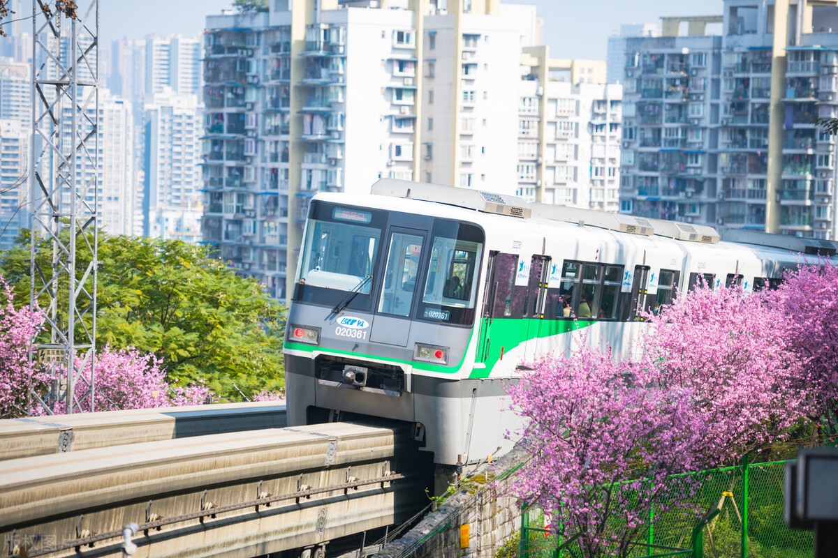 长江索道游玩重庆轨道交通2号线,重庆轨道交通2号线游玩攻略