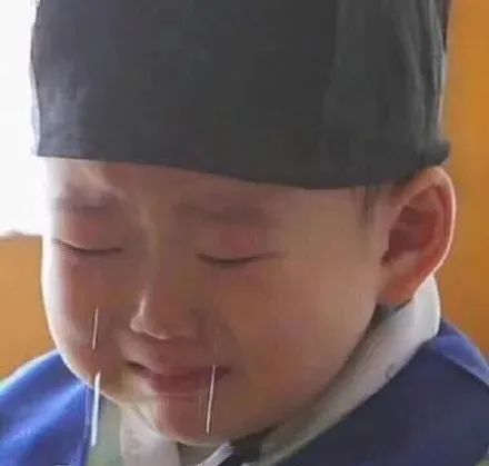 中国大学生为了太极拳考试，已经走火入魔了