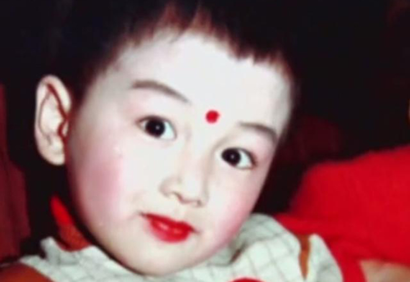 从月薪3千到年入2亿，成为胡歌邻居，他的“偶买噶”有什么魔力？