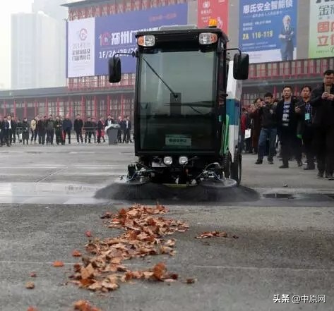 3月5日每天3分钟尽览天下事（习*平近**给文艺界、社科界的七句箴言）