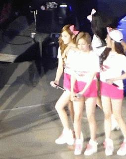 搞笑gif开心一刻单身也挺好,搞笑gif开心视频