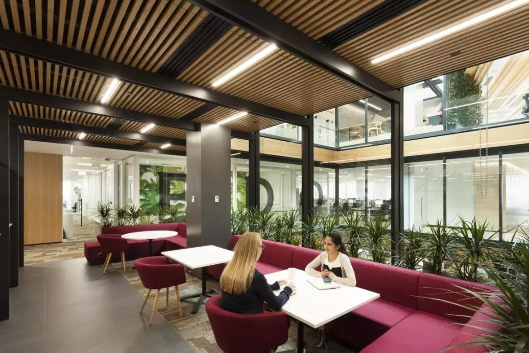 全球会计公司BDO新办事处设计:如何打造时尚、干净的办公空间?