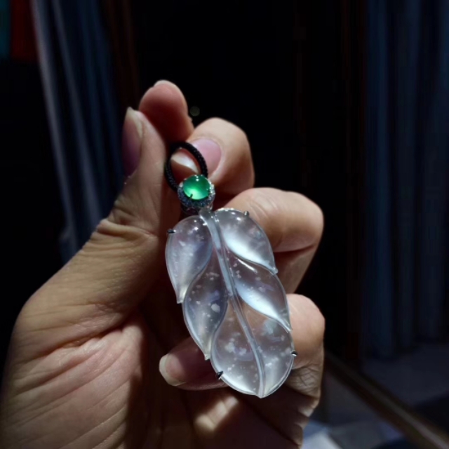 同样预算买表还是买玉,同样价格买翡翠还是钻石