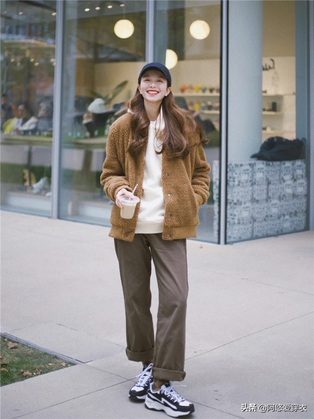 颗粒绒外套适合什么身材穿,颗粒绒短款外套怎么搭配不显胖