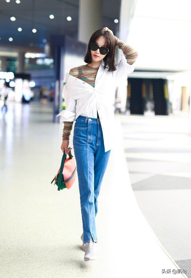 蓝盈莹制服身材照,蓝盈莹街拍露脐装