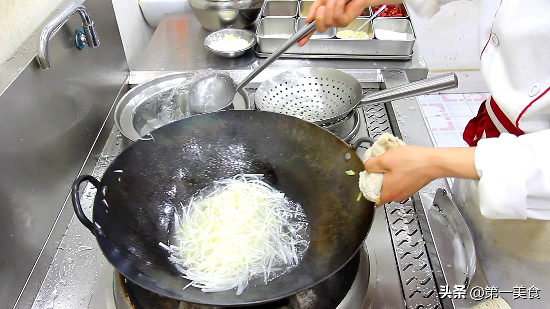 萝卜新吃法这样做营养丰富,萝卜怎么做清淡又好吃