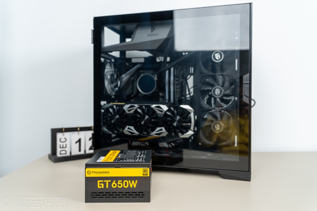 ttgt550金牌全模组电源,tt半模组电源550w