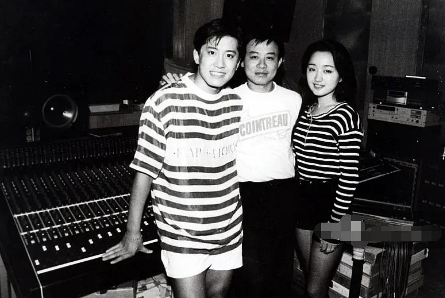 再谈赖文峰，杨钰莹仍热泪盈眶，被毁掉的上半生，不只因“初恋”