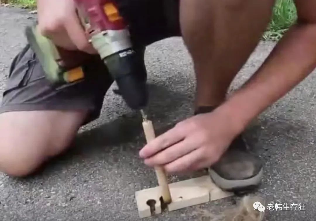 生存狂全套装备视频,生存狂开发山洞囤物资