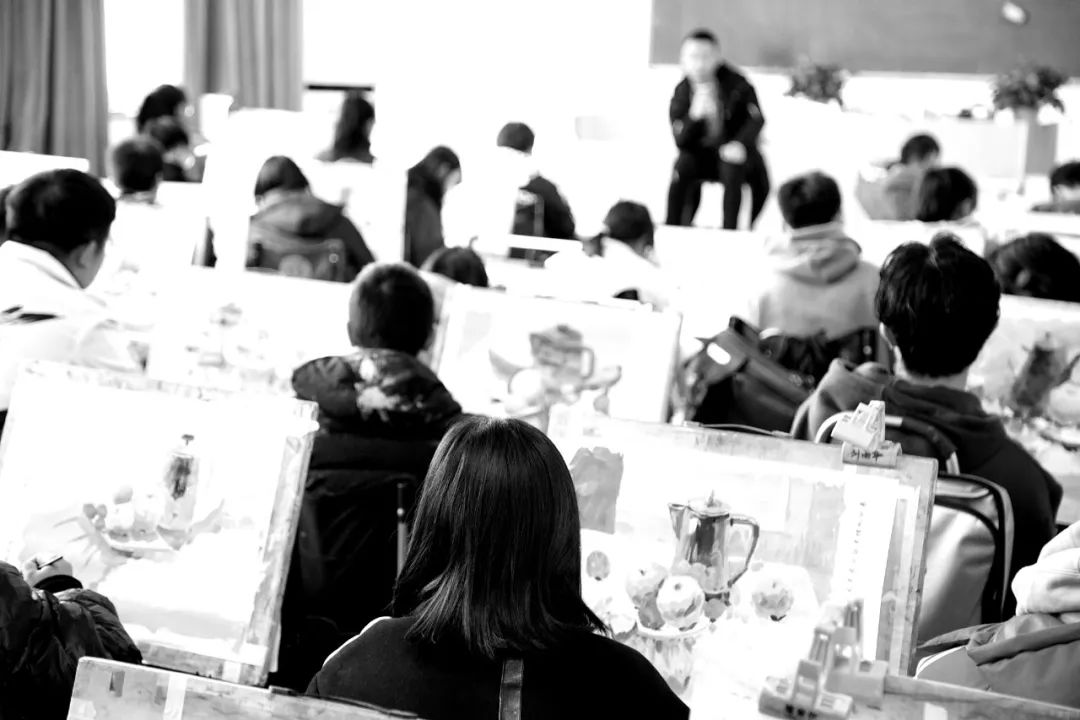 快联考了画得很差怎么办,联考色彩一直画不好是什么原因