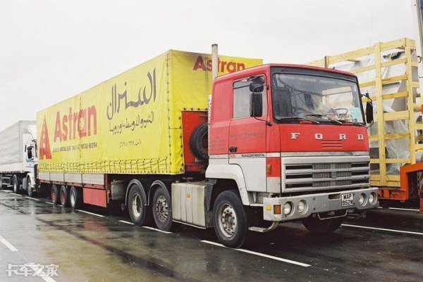欧卡vs中国卡车,欧卡2福特卡车