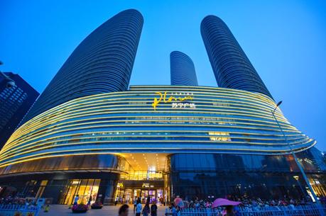 苏宁几次登顶中国500强之首,苏宁置业深度分析