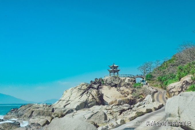 进出景区排队3个小时,岛上物价高上天,这的游客还是多的挤破头