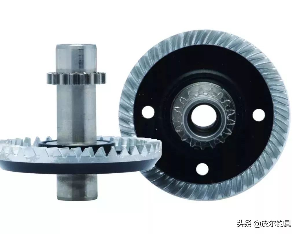 奔乐海钓纺车轮8000和4000区别,奔乐纺车轮实战视频