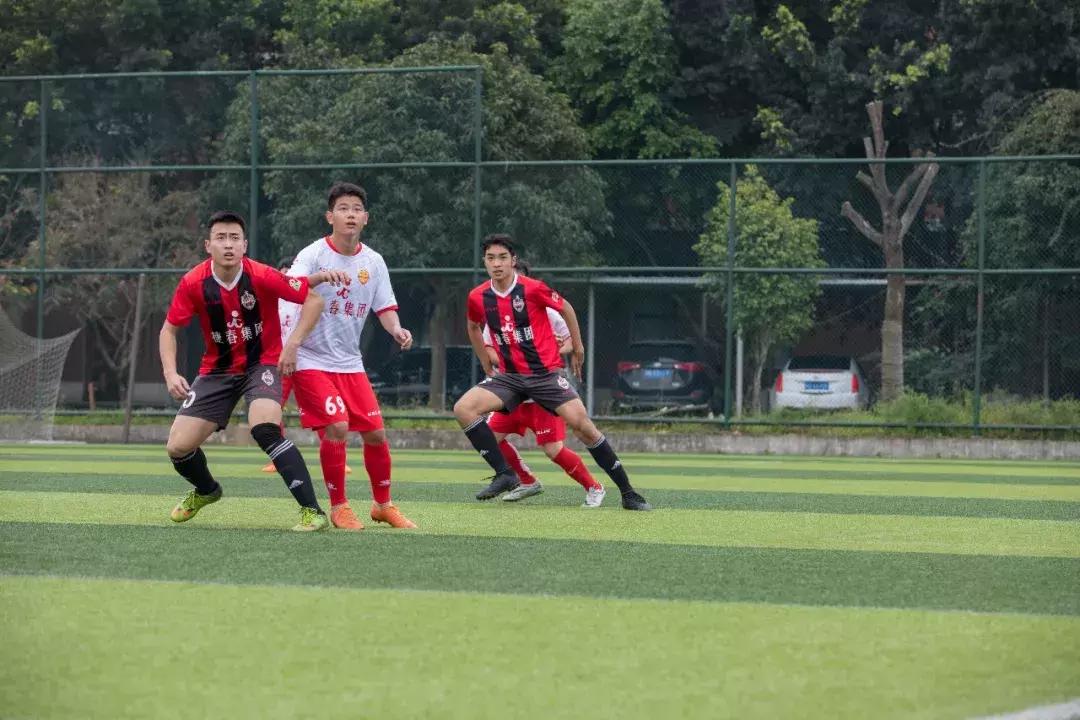 福州米兰：天不生罗森内里，足球万古如长夜