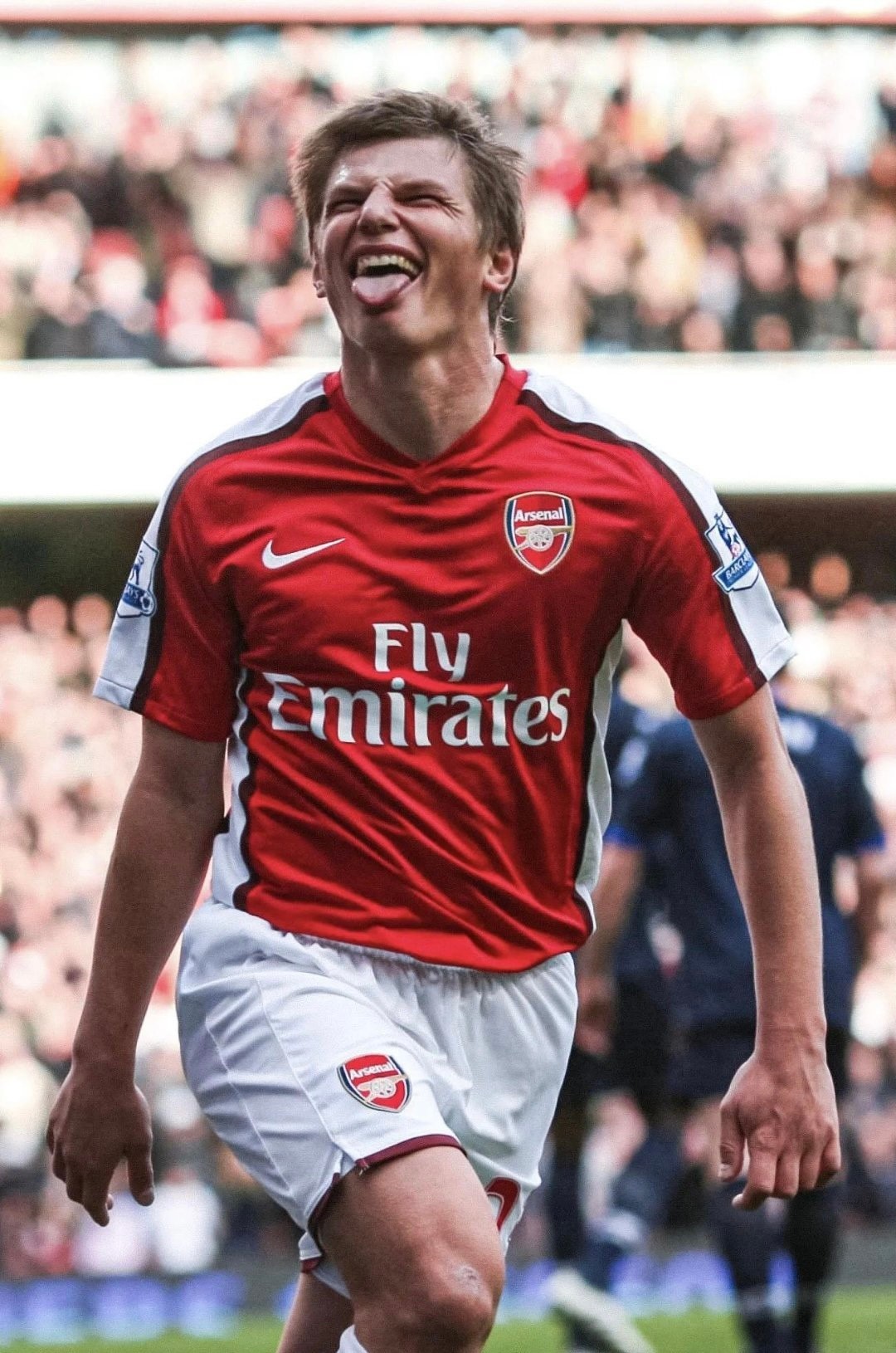 欧洲杯形象大使之阿尔沙文！四分钟两球胜荷兰，上演沙皇登基