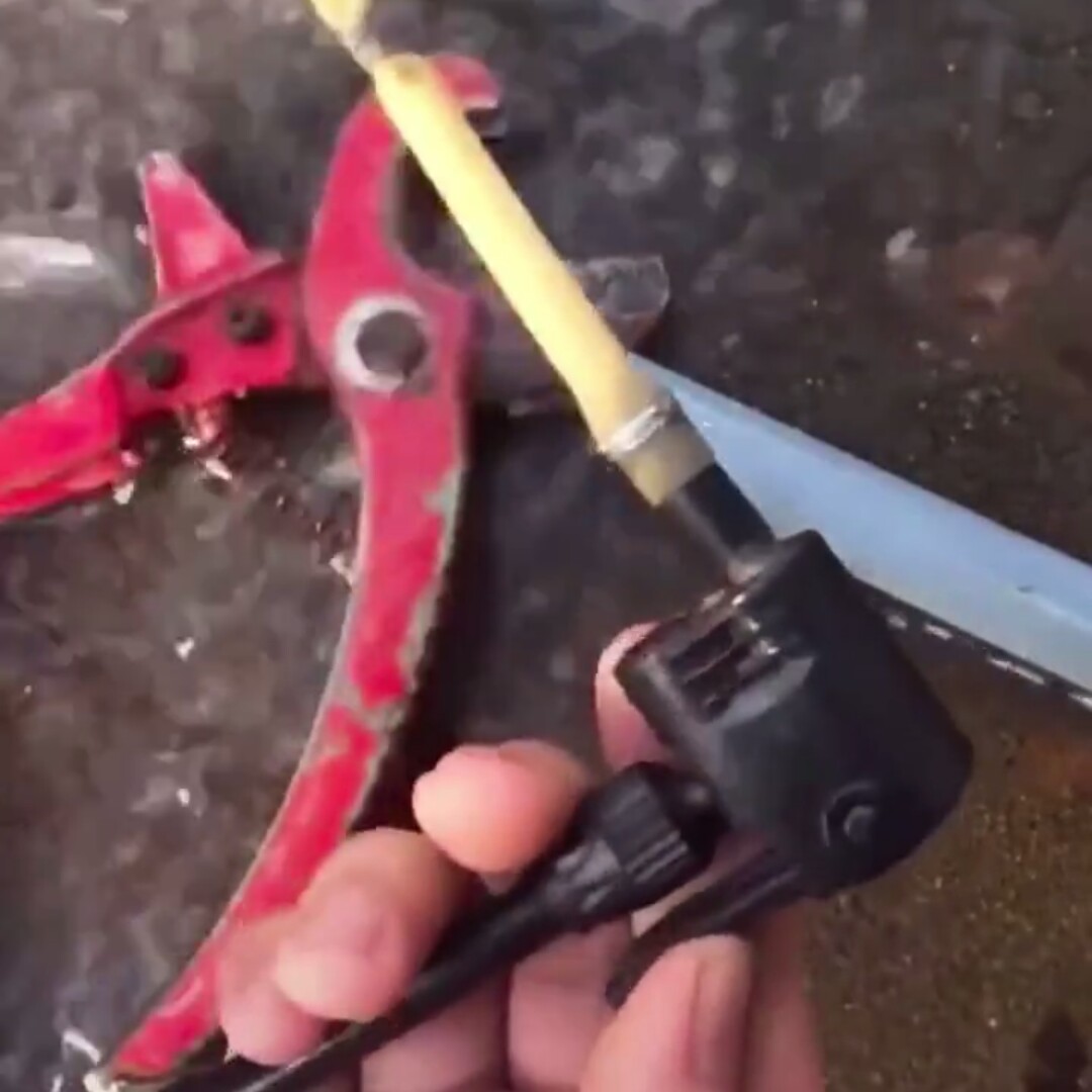 家里水管进水阀漏水各种修补方法,水管漏水关总阀有用吗