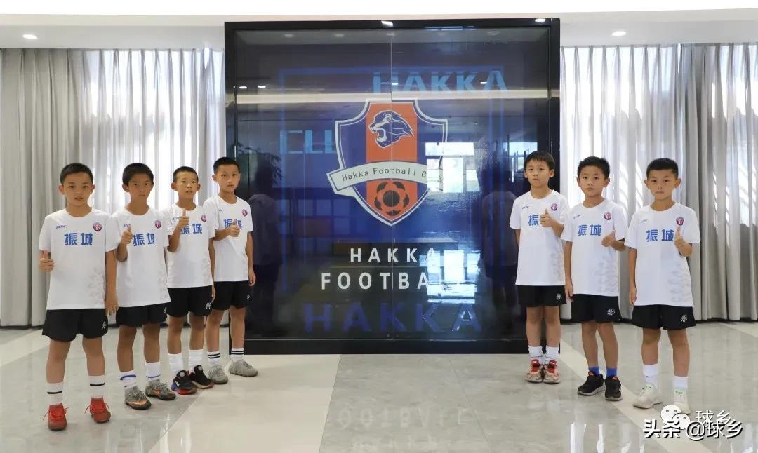 姊呭窞鎸煄闈掕鏈堣禌,鑱屼笟姊槦瓒崇悆闈掕