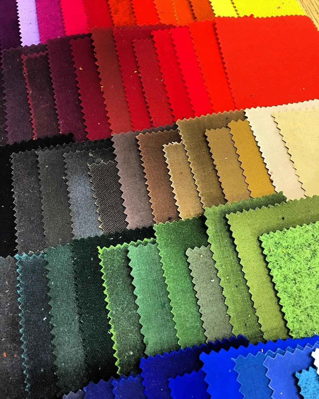 你买衣服的时候会考虑面料供应商吗？下次不如试试这些英国制面料