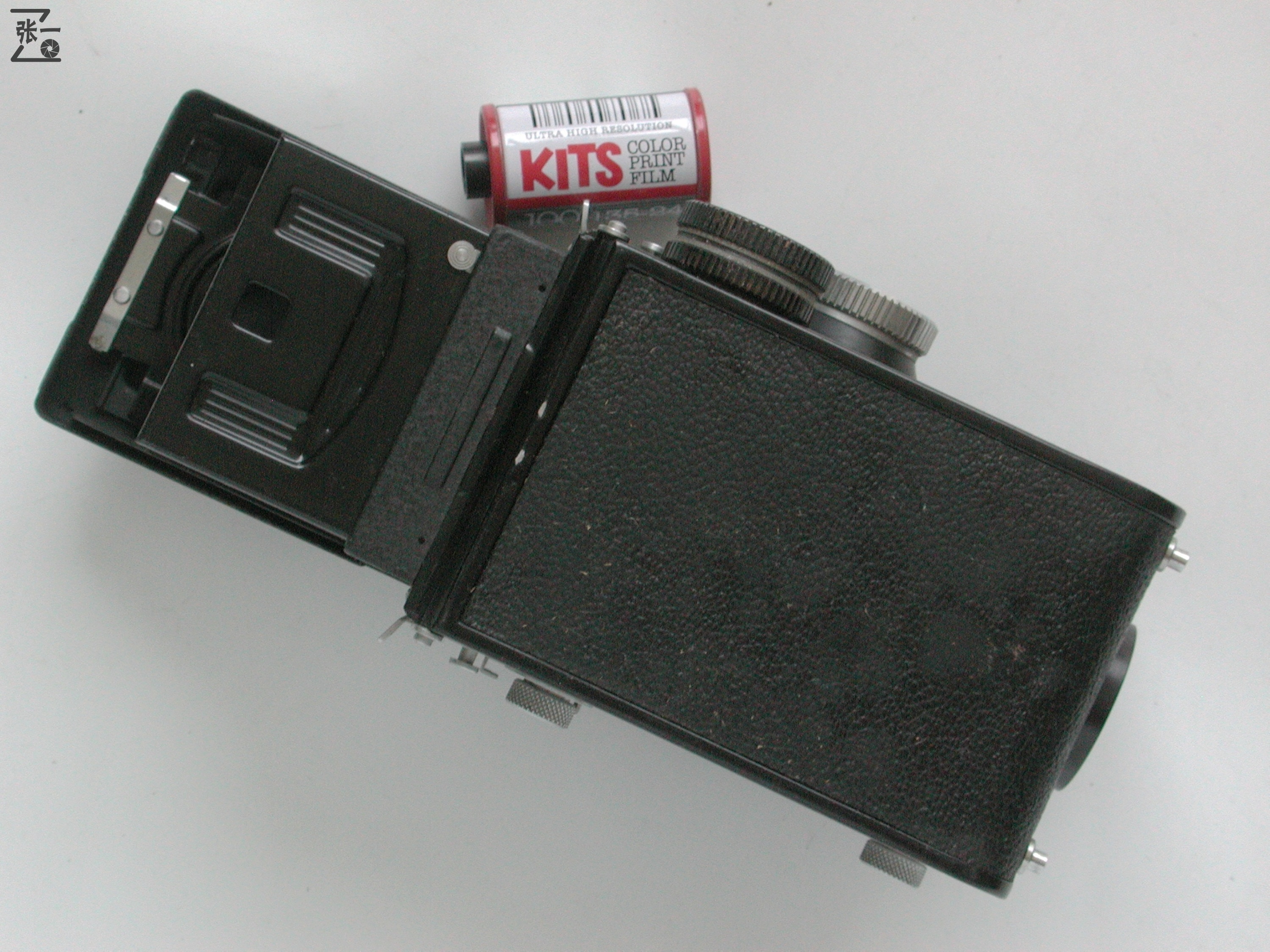 右手调焦的双反照相机：WalzflexIIIA！日本制造