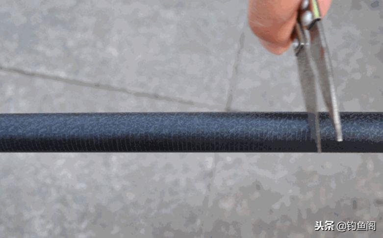 杂牌鱼竿能钓多大鱼,多少钱的鱼竿能钓大鱼