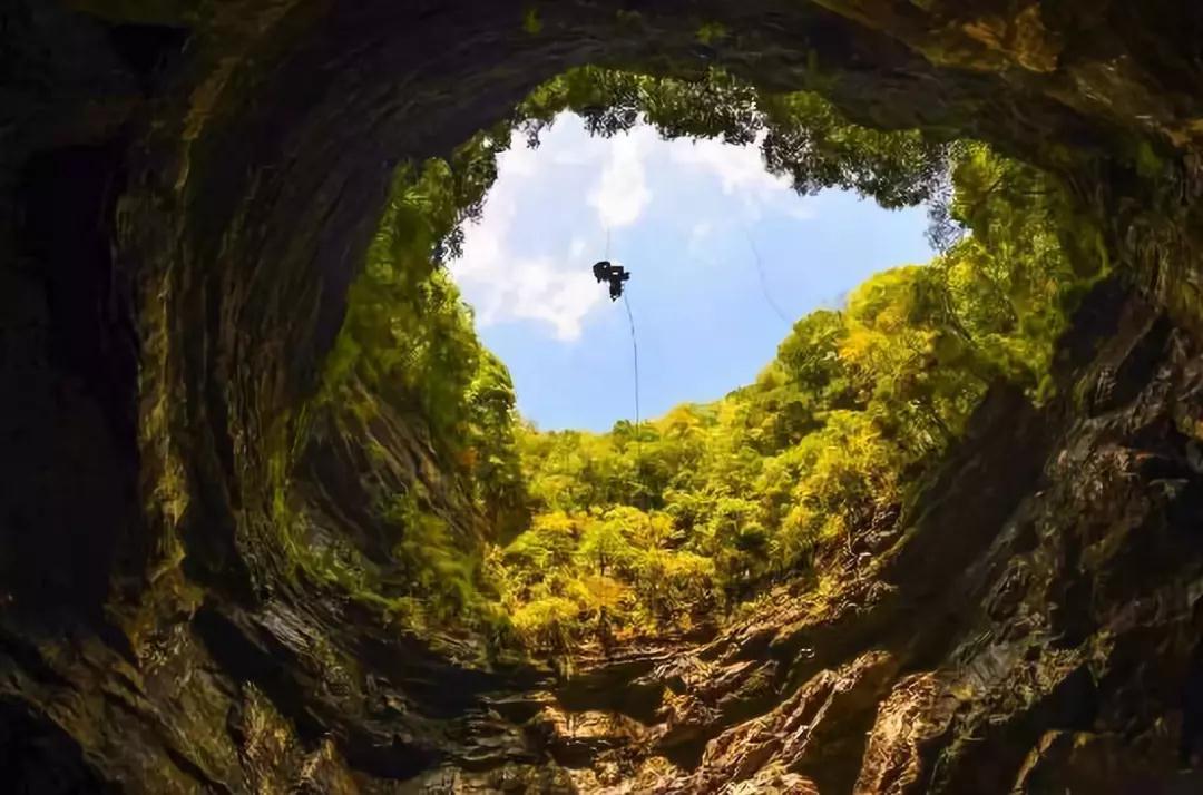 百色凌云玻璃桥旅游景区,百色玻璃桥景区