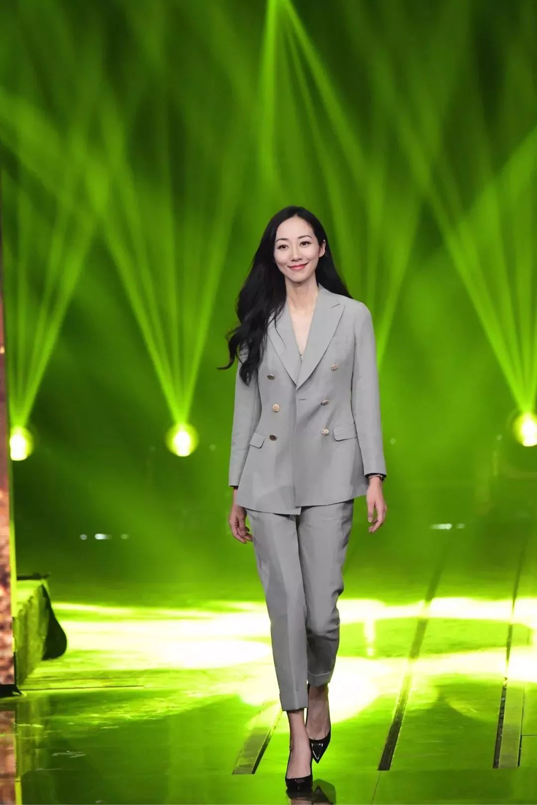 韩雪真的不拍吻戏吗,韩雪从来没有拍过吻戏吗