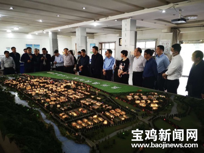 签约引进重大招商引资项目865个,投资亿元新签约9个招商引资项目