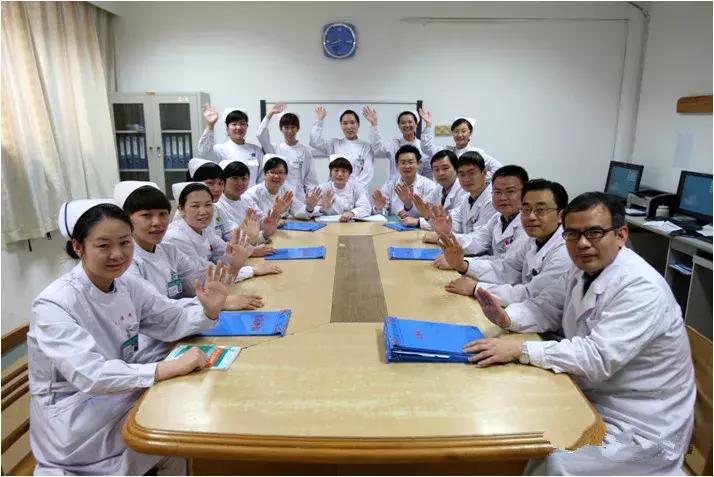 孩子刚生下来就抛弃了犯什么罪,孩子一出生就被抛弃