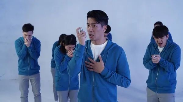 担心！TVB当家小生与富二代太太夫妻同患哮喘病最害怕遗传给儿子