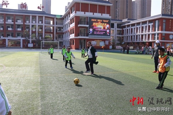 开封二师附小乒乓球比赛,开封汴京路小学足球比赛