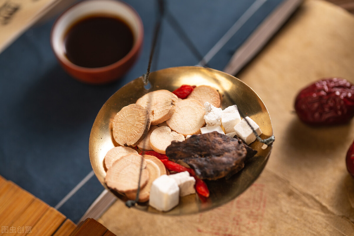 尿频尿急尿不尽是湿热还是寒湿,尿频尿急下焦湿热怎么快速祛除