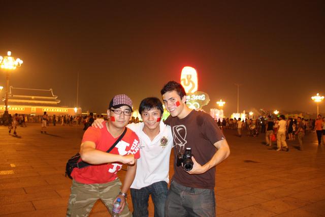 美国富二代用护照开网店,6年圈粉6万中国妇女,狂销1.2亿人民币