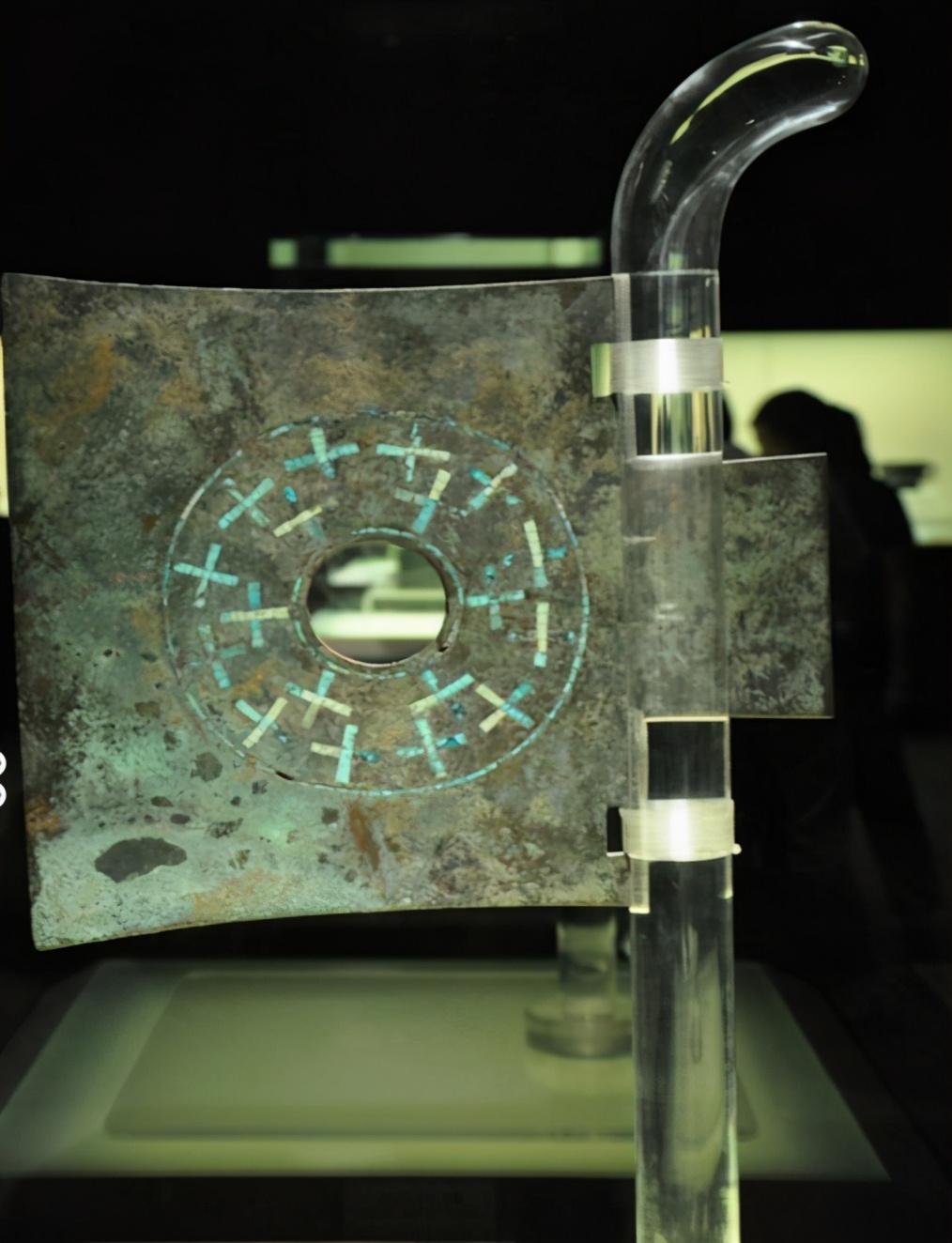 商代有哪个青铜器铭文里有夏朝,二里头遗址青铜器上的铭文