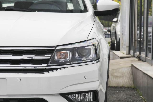 大众朗行与朗逸哪个更值得买,朗逸vs大众朗境