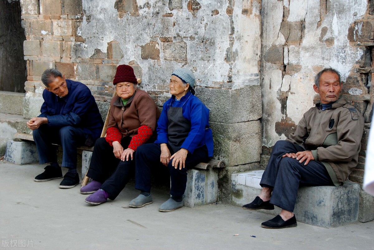 年轻人为何不喜欢亲戚,年轻人为什么不喜欢亲戚