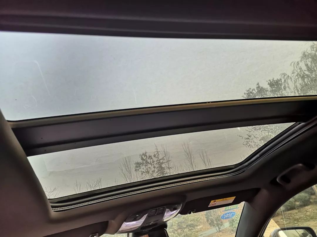 十八万买一个2.0t的别克君越真香,18款2.0t别克君越二手值得买吗