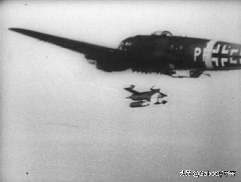 二战德国空射v1导弹,二战轰炸机投弹器