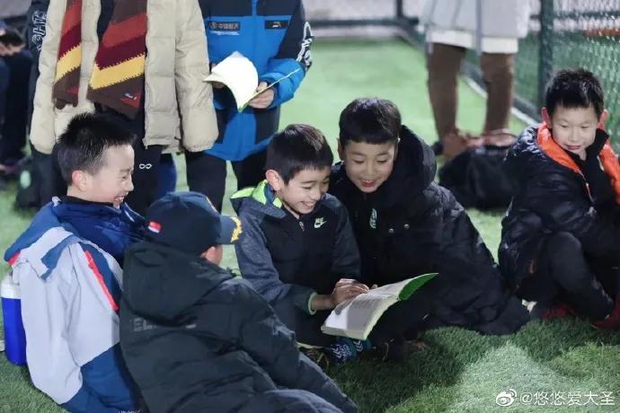 青苗故事|晒娃高级玩家——撑起梦想的“球爹”