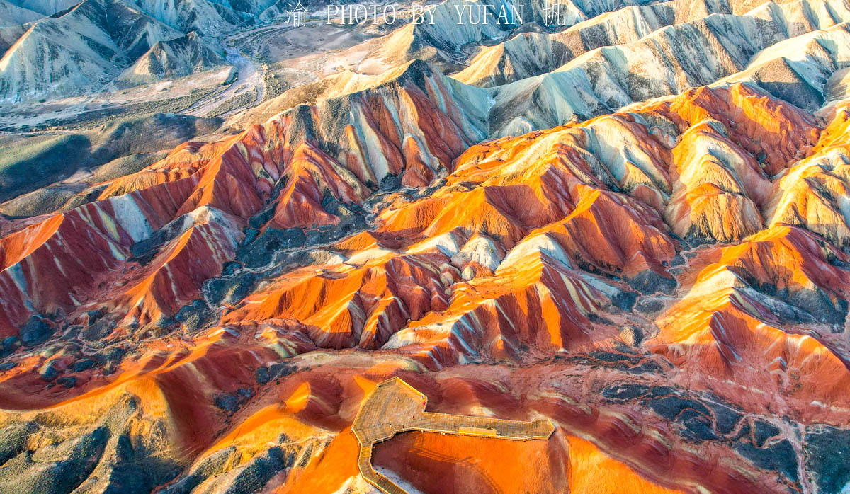 张掖七彩丹霞多久可以看完,旅游张掖七彩丹霞应该注意什么