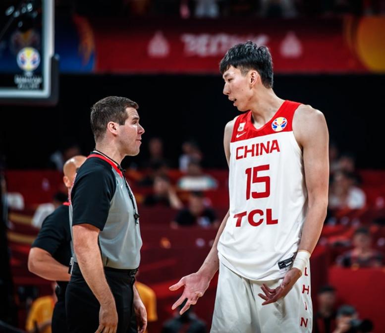 周琦在队内地位有多低,周琦为什么会被球迷狂喷