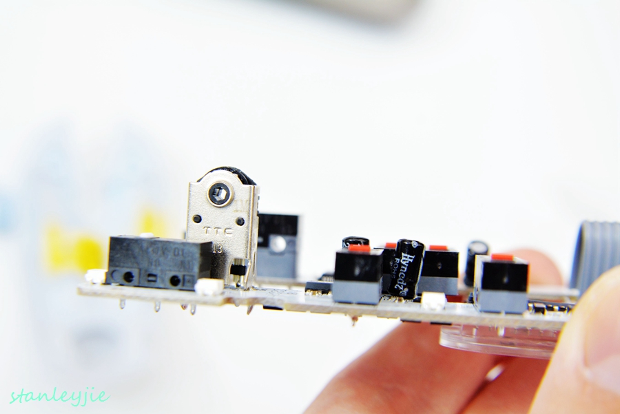 达尔优牧马人二代鼠标吃鸡怎么样,达尔优牧马人鼠标EM902怎么拆