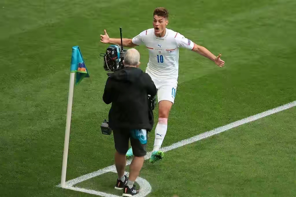 荷兰爆冷0-2负捷克集锦,荷兰vs捷克3比2