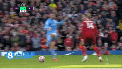 巅峰利物浦对战曼城,利物浦最终领先曼城18分夺冠