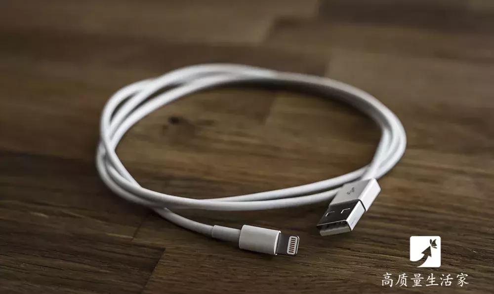 千万别大意要定时清理手机垃圾,手机快速清理垃圾三年都不会卡