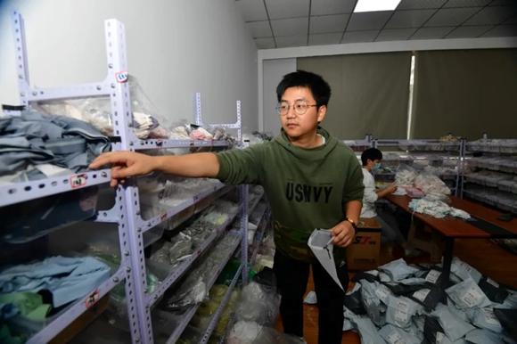 船小好调头的人,船小好调头是谁说的